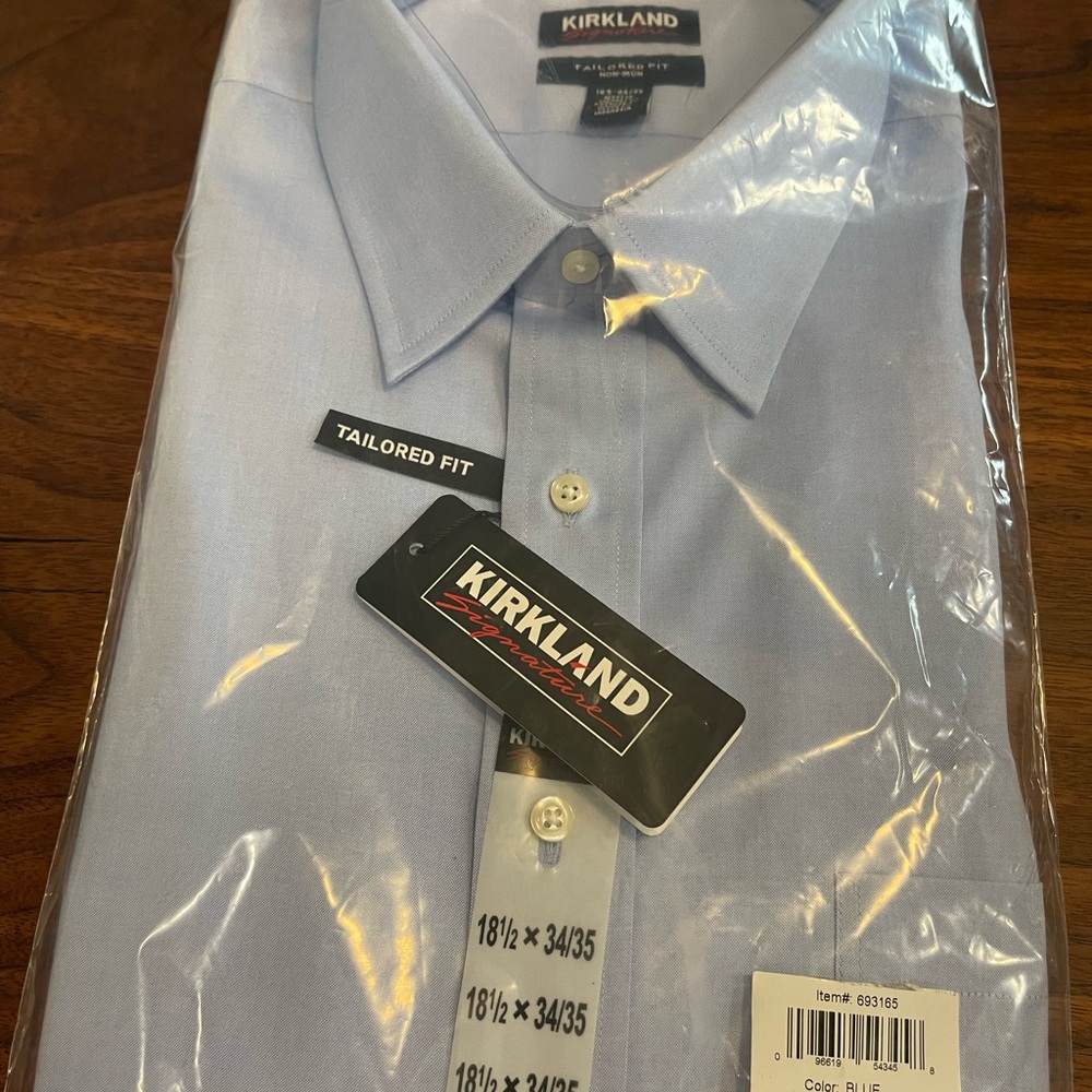 Kirkland Signature Men's Light Blue Dress Shirt 18 1/2 x 34/35